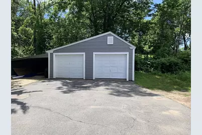 5 Emerald St #1, Gardner, MA 01440 - Photo 2