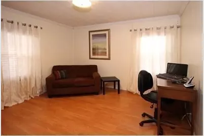 5 Emerald St #1, Gardner, MA 01440 - Photo 6