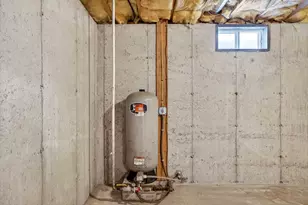 704 Brattleboro Rd, Bernardston, MA 01337 - Photo 28