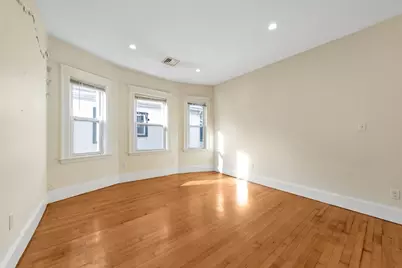 299-301 Alewife Brook Pkwy #2, Somerville, MA 02144 - Photo 10