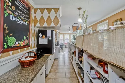 181 West State Street, Granby, MA 01033 - Photo 16