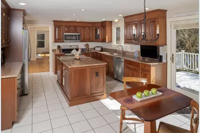 315 Church St, Duxbury, MA 02332 - Photo 6