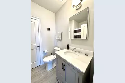 371 Main St #10, Woburn, MA 01801 - Photo 10