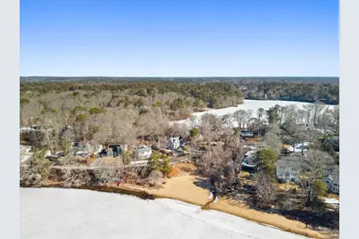 111 Pinecrest Beach Dr, Falmouth, MA 02536 - Photo 6