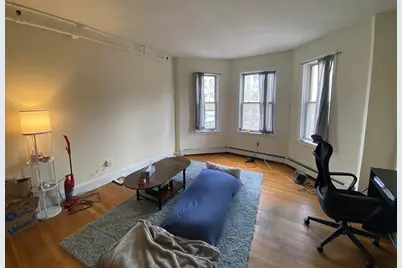 712 Commonwealth Avenue #2, Boston, MA 02215 - Photo 2