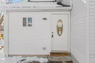 29 Hunt St, Brockton, MA 02302 - Photo 2