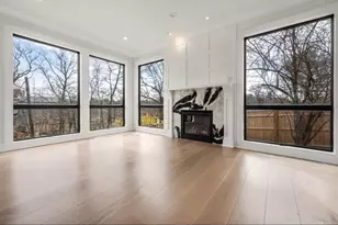 61 Lakeview Ave, Newton, MA 02460 - Photo 4