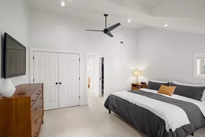 19 Wood St, Hopkinton, MA 01748 - Photo 20