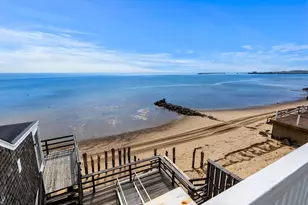 561 Commercial St, Provincetown, MA 02657 - Photo 32