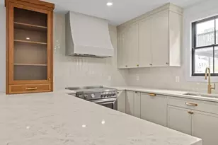 29 Dartmouth St, Arlington, MA 02474 - Photo 2
