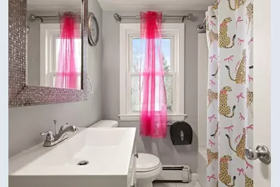 134 Oak St, Brockton, MA 02301 - Photo 22