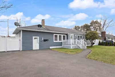 134 Oak St, Brockton, MA 02301 - Photo 2