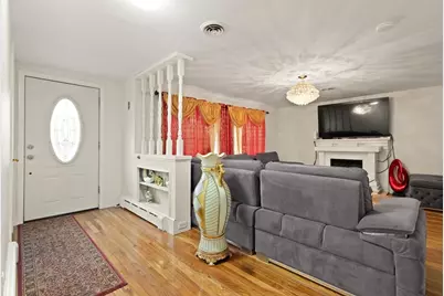 134 Oak St, Brockton, MA 02301 - Photo 4