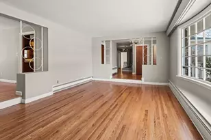 42 Ellis Dr, Worcester, MA 01609 - Photo 10