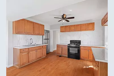 37 Howard St, Lynn, MA 01902 - Photo 28