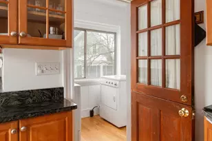 206 N Beacon St, Watertown, MA 02472 - Photo 8