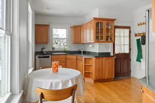 206 N Beacon St, Watertown, MA 02472 - Photo 8