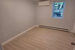 137 Centre St, Boston, MA 02119 - Photo 8