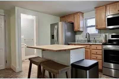 27 Turner St #1, Salem, MA 01970 - Photo 12