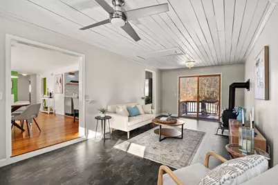 237 Davis St, Bedford, MA 01730 - Photo 16