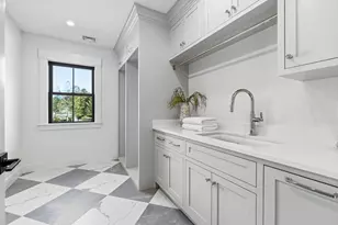 9 Tuttle Ln, Lynnfield, MA 01940 - Photo 18