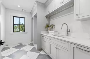 9 Tuttle Ln, Lynnfield, MA 01940 - Photo 18