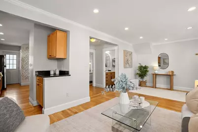 4 Magnolia St #4, Arlington, MA 02474 - Photo 4