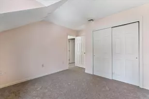 2101 Halcyon Dr, Worcester, MA 01606 - Photo 12