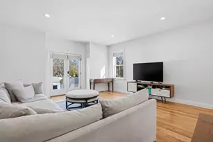 279 West Central, Natick, MA 01760 - Photo 6