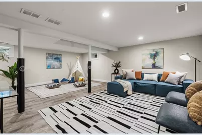 143 Wright St, Arlington, MA 02474 - Photo 32