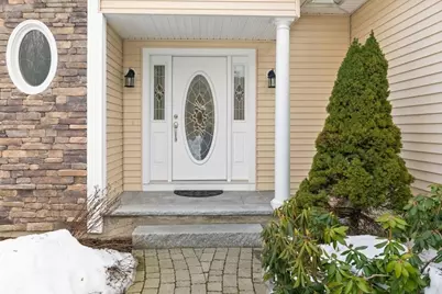 18 Stone Castle #76, Methuen, MA 01844 - Photo 4