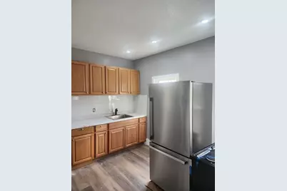 46 Brett St #2, Brockton, MA 02301 - Photo 4