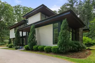 11 Winthrop Cir, Weston, MA 02493 - Photo 2