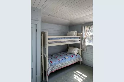 48 Proctor, Manchester by the Sea, MA 01944 - Photo 32