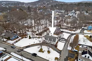 35 Huntington Ave, Amesbury, MA 01913 - Photo 1