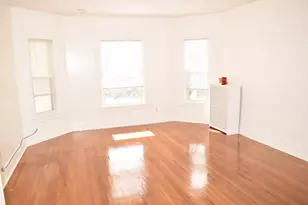 18 Harrison Ave, Holyoke, MA 01040 - Photo 24