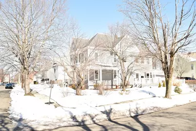 18 Harrison Ave, Holyoke, MA 01040 - Photo 8