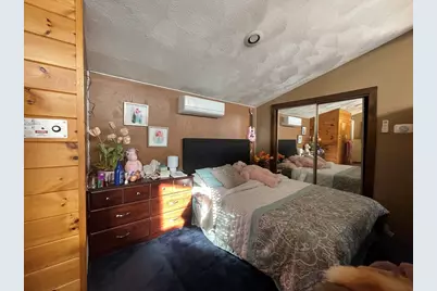 26 Pelham St, Billerica, MA 01862 - Photo 18