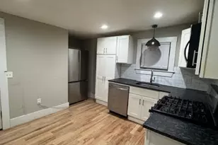 60-62 Draper St, Boston, MA 02124 - Photo 2