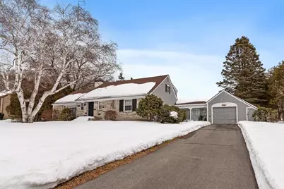 454 Wilson St, Clinton, MA 01510 - Photo 2