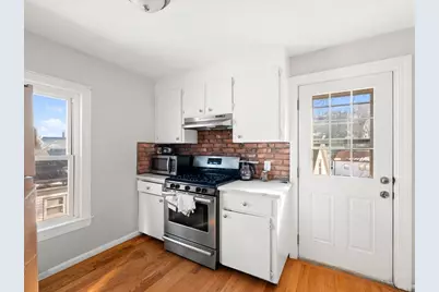 360 Lincoln Ave, Saugus, MA 01906 - Photo 20