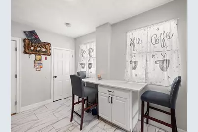 360 Lincoln Ave, Saugus, MA 01906 - Photo 8