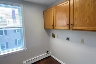 36 Upham St, Salem, MA 01970 - Photo 12