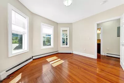 9-11 Winter Hill Rd #1, Medford, MA 02155 - Photo 6