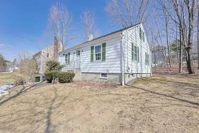211 Dutcher St, Hopedale, MA 01747 - Photo 30