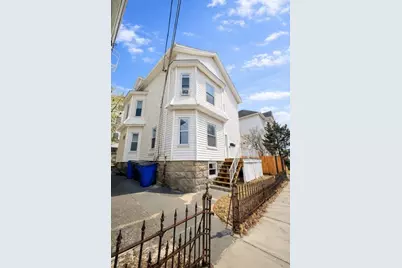 158 Forest St, Fall River, MA 02721 - Photo 2