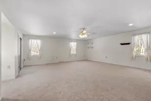 45 Maplewood Dr, Townsend, MA 01469 - Photo 24