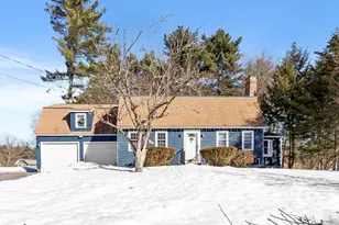 45 Maplewood Dr, Townsend, MA 01469 - Photo 1