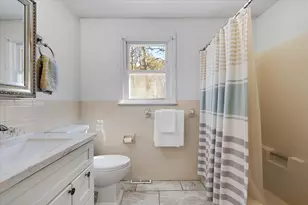 70 Great Pines Dr, Mashpee, MA 02649 - Photo 10