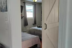 12 Oak Ln, Spencer, MA 01562 - Photo 8